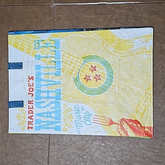 Trader Joe's Mystery Pack Reusable Grocery Bag - Nashville, TN - New With Tags - Picture 1 of 2
